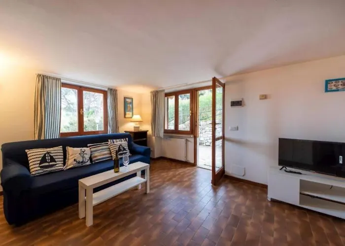 Apartman I Pini Overlooking The Portoferraio's Gulf