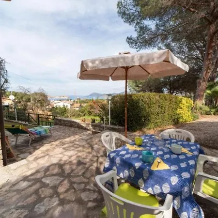 I Pini Overlooking The Portoferraio's Gulf Apartment Portoferraio